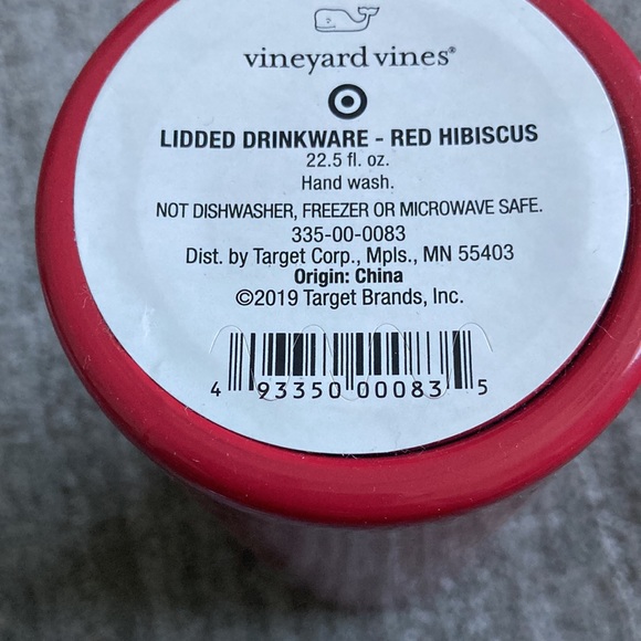 Vineyard Vines Hibiscus Whale Lidded Drinkware - Picture 10 of 10